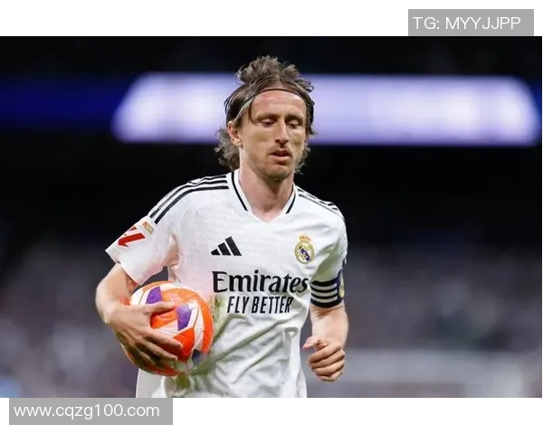 昨日离世的足球明星引发全球哀悼他的传奇生涯和影响力将永载史册 昨日离世的足球明星引发全球哀悼他的传奇生涯和影响力将永载史册